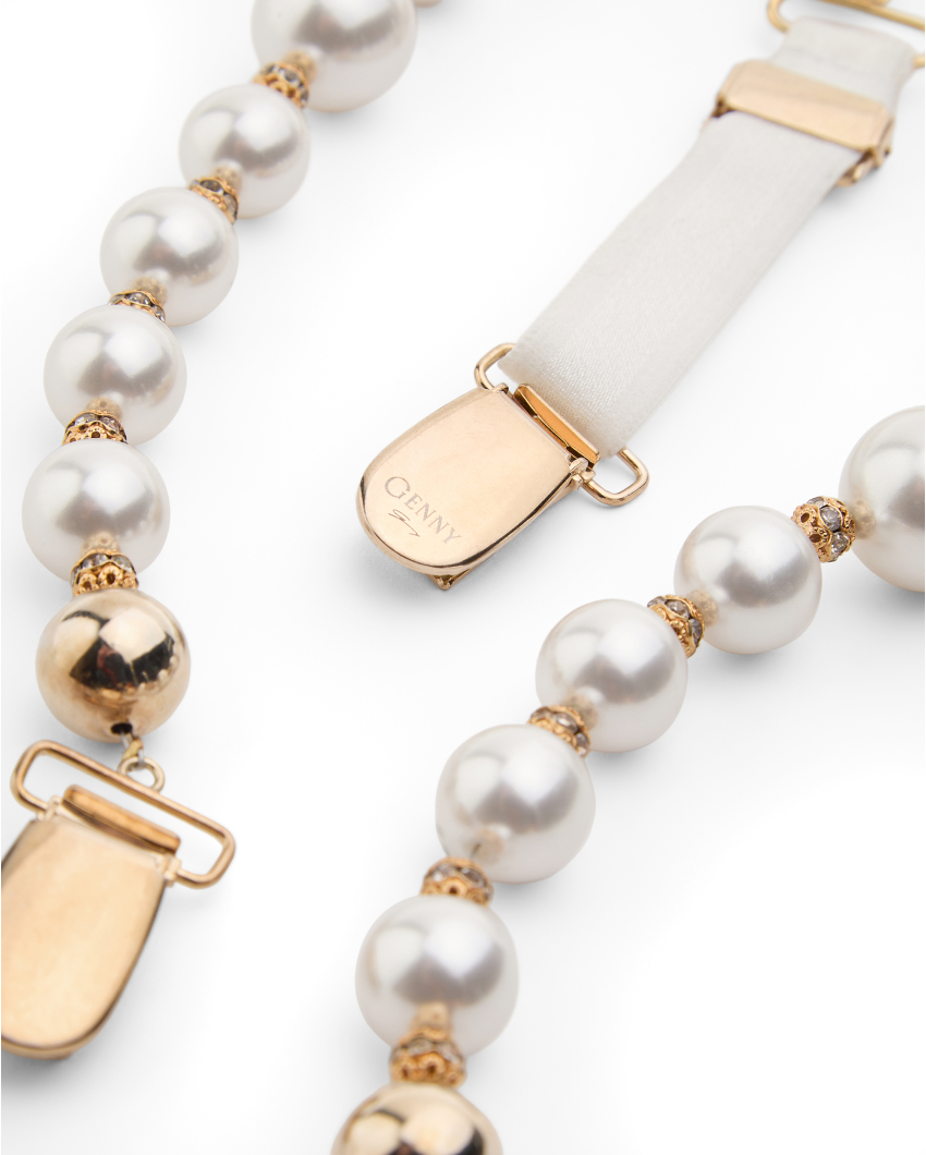 Pearl braces with metallic details