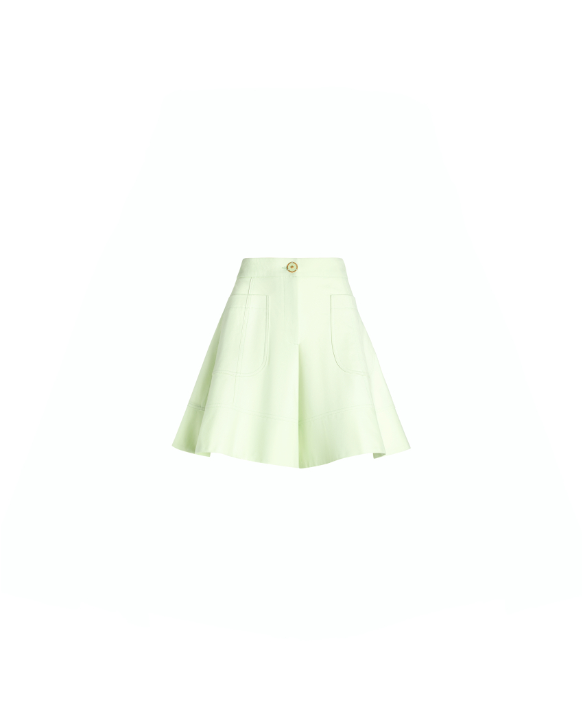 Wide shorts with pockets