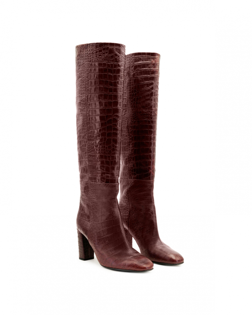 Burgundy leather boots with round toe