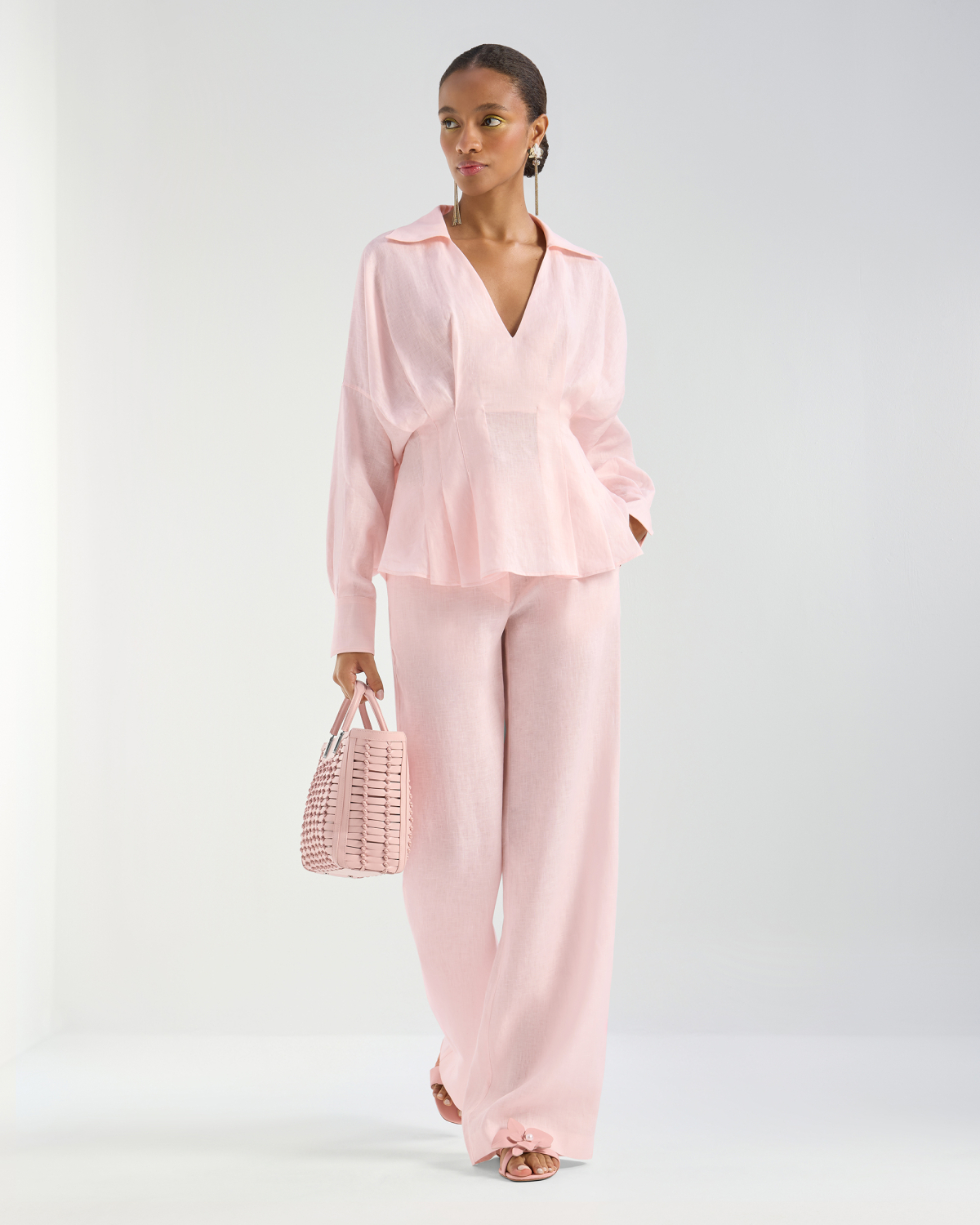 Linen V-neckline shirt | Valentine's Gifts, Cruise 2026 Collection, Sale 40%, Saldi | Genny