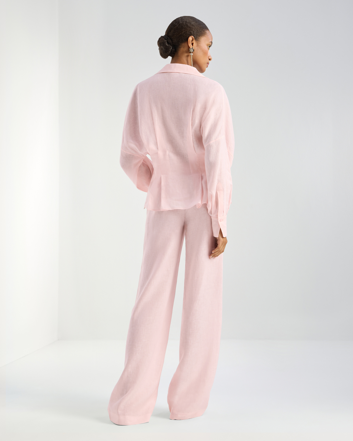 Linen V-neckline shirt | Valentine's Gifts, Cruise 2026 Collection, Sale 40%, Saldi | Genny