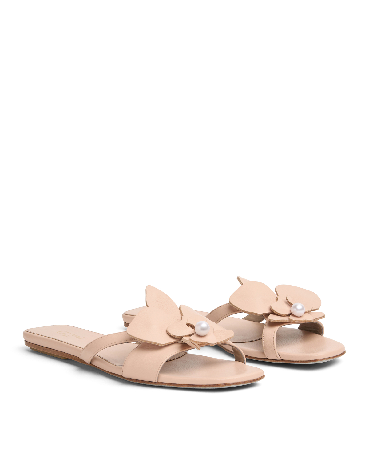 Nappa leather flat sandals with Orchid detail | SS26 Show Collection, Shoes | Genny