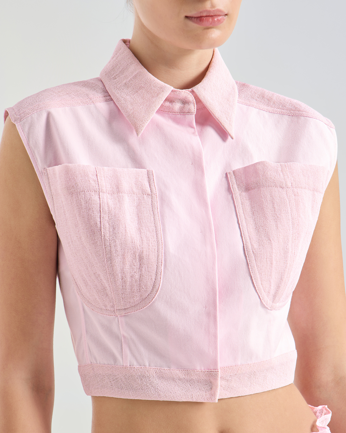 Top gilet con tessuti a contrasto | Collezione Show SS26, Top & Bluse | Genny