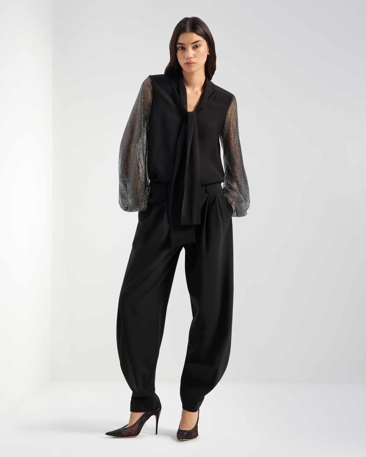 Soft-fit wool blend trousers | Pre Fall Collection 2026-27, Skirts & Trousers, Trousers | Genny
